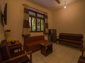 OYO 15758 Elegant 1 BHK Calangute