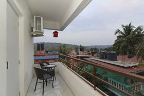 OYO Home 24906 Dazzling 2BHK Calangute