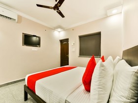 Raj's Resort By OYO Rooms