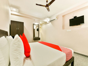 Raj's Resort By OYO Rooms