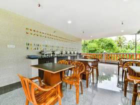 Raj's Resort By OYO Rooms