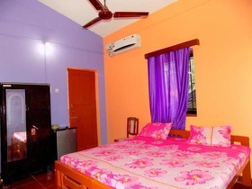 Romaldo Guest House