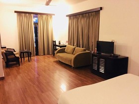 SinQ Beach Resort