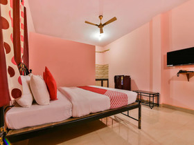 Sulit Comforts By OYO Rooms
