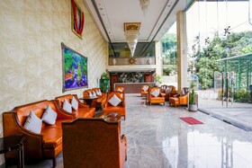 The Avenue Grand