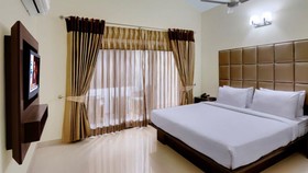The Golden Suites & Spa, Calangute