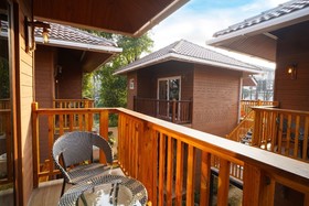 Treehouse Mars Beach Cottages