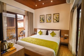 Treehouse Mars Beach Cottages
