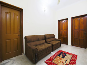 Pande Residency By OYO Rooms