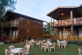 Aqua Marina Beach Cottages