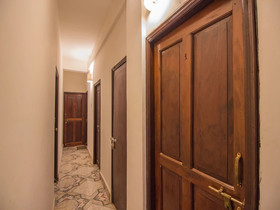 Bright Studio by OYO Rooms