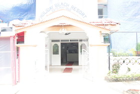 Holiday Beach Resort