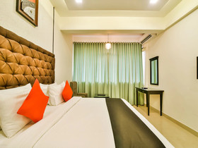 Lawande Beach Resort by OYO Rooms