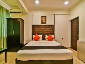 Lawande Beach Resort by OYO Rooms