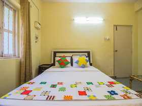 OYO 12198 Home Calangute Beach