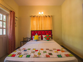 OYO 12198 Home Calangute Beach