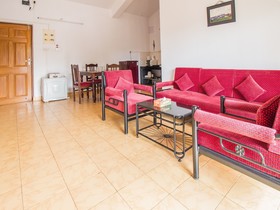 OYO 12423 Home Pool View 1BHK Candolim