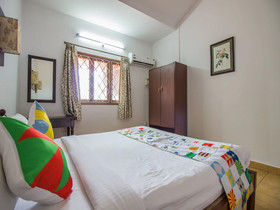 OYO 12423 Home Pool View 1BHK Candolim