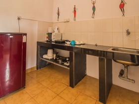 OYO 12423 Home Pool View 1BHK Candolim