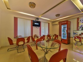 Royal Mirage Boutique Hotel