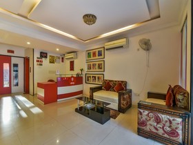 Royal Mirage Boutique Hotel