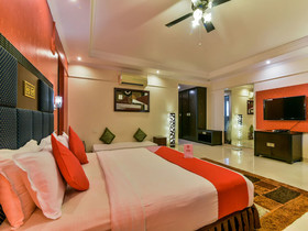 Royal Mirage Boutique Hotel