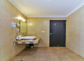 Royal Mirage Boutique Hotel