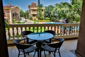 De Mandarin Beach Resort Suites and Villas Goa