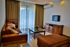 De Mandarin Beach Resort Suites and Villas Goa