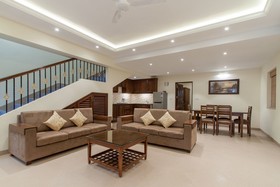 Seashell Suites & Villas