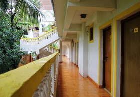 Silver Sands Sunshine