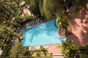 Lucianas Beach Resort