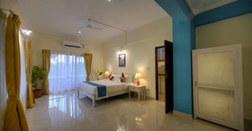 Treehouse Blue Villas