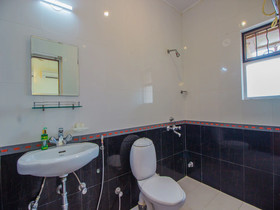 OYO Home 13604 Graceful 2BHK