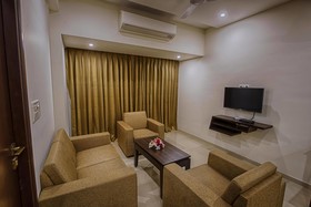 SinQ Suites