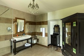 Fort Tiracol Heritage Hotel