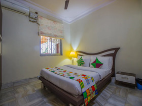 OYO Home 12866 Luxurious Stay