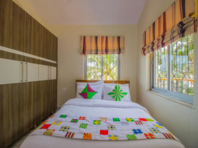 OYO Home 12866 Luxurious Stay