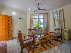 OYO Home 12866 Luxurious Stay