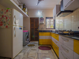 OYO Home 12866 Luxurious Stay