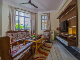 OYO Home 12866 Luxurious Stay