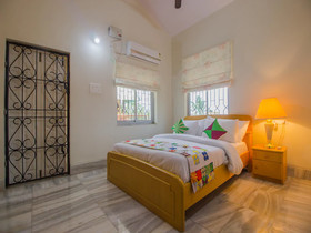 OYO Home 12866 Luxurious Stay