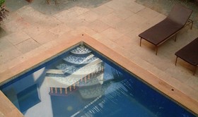 V & M Calisto Guest House