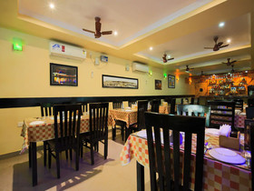 Camron Guest House by OYO Rooms