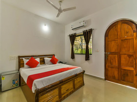 Hotel Ashoka King