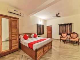 Hotel Ashoka King