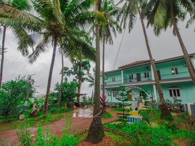 OYO Home 15911 Green View Studio