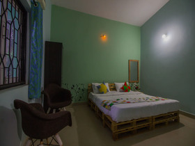 OYO Home 15911 Green View Studio