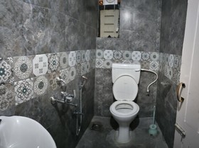 Goroomgo Monkey Mind Hostel Goa