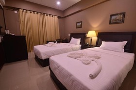 Seasons Hotel & Resorts